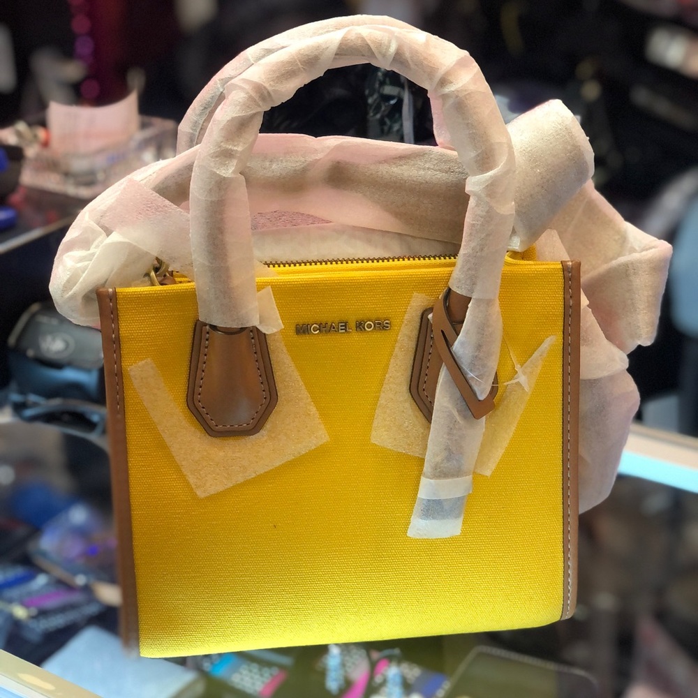 Michael Kors Mini Satchel with Shoulder Strap !